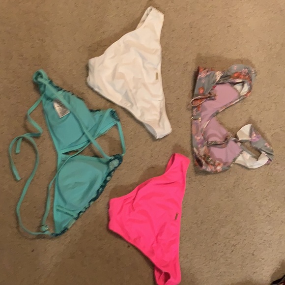 Bathing suit tops and bottoms - Picture 6 of 6